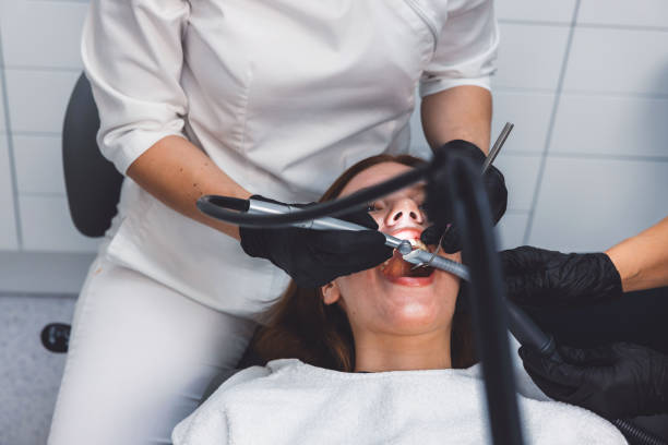 Best Dentist Open Late Near Me  in Crystal Lawns, IL